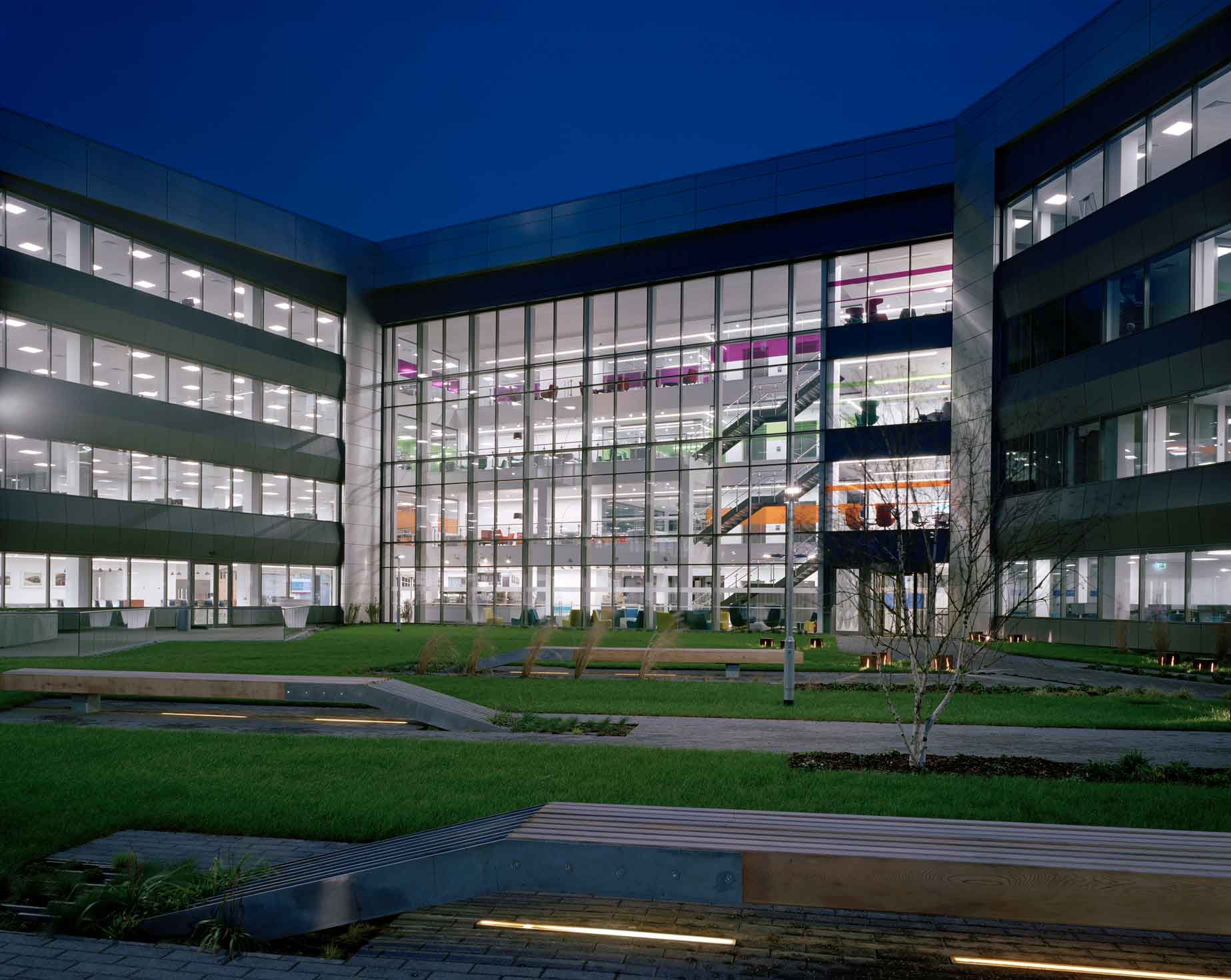 Volkswagen Financial Services Head Office pHp architects